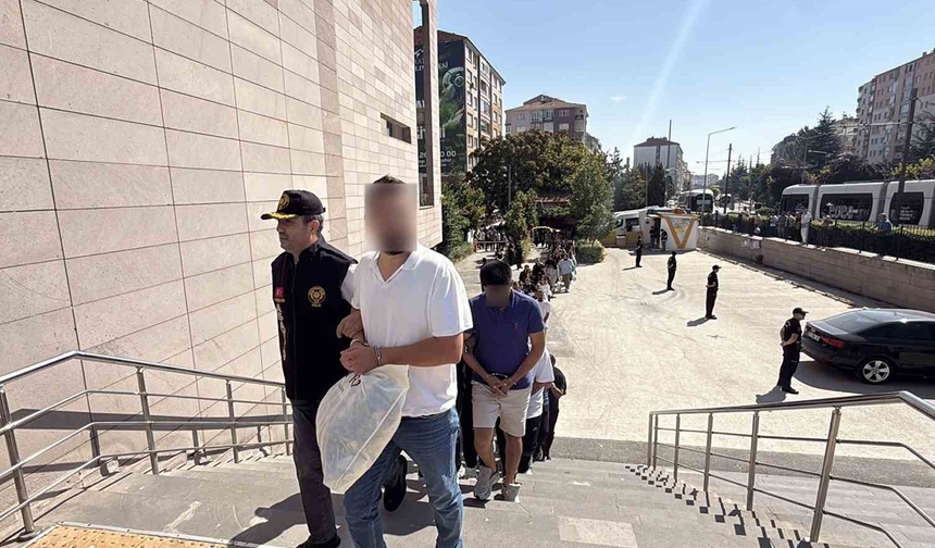 Eskişehir Merkezli Operasyonda 53 Tutuklama