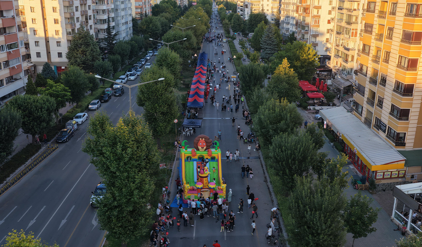 Eskişehir’de Arabasız Pazar Kapsamında Bulvar Trafiğe Kapanıyor!