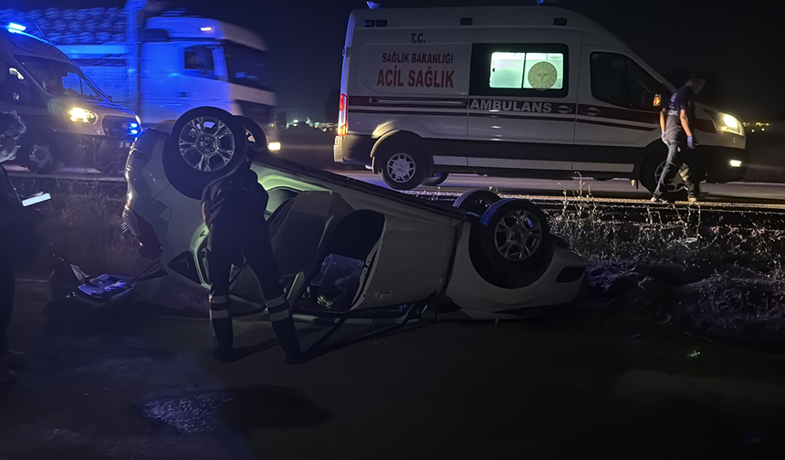 Eskişehir'de Geceyi Kabusa Çeviren Kaza! Takla Atan Araçta Felaketi Yaşadılar!