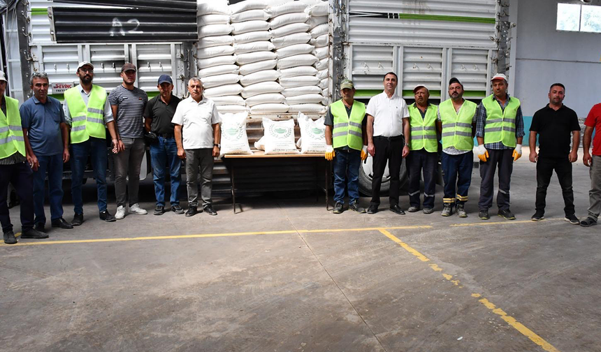 Eskişehir’de Geleneksel Yöntemlerle İşlenen 700 Çuval Un İhtiyaç Sahiplerine Dağıtıldı!
