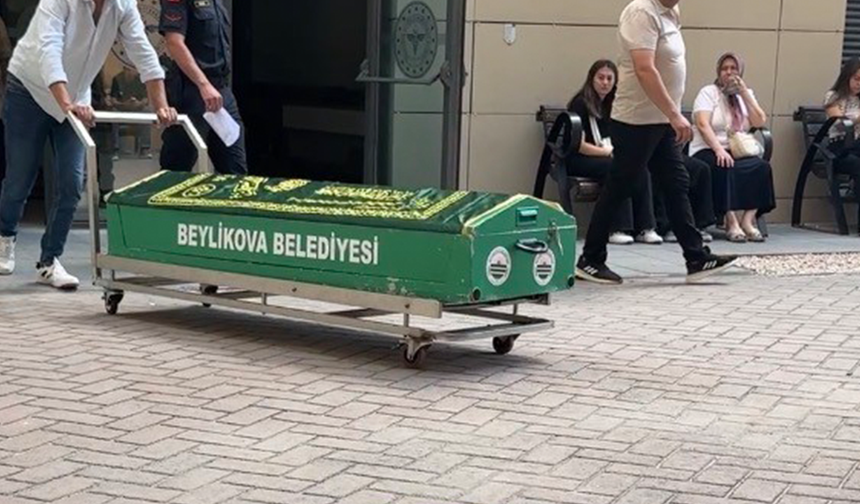 Eskişehir’de Hayatını Kaybeden Minik Elif Son Yolculuğuna Uğurlanıyor!