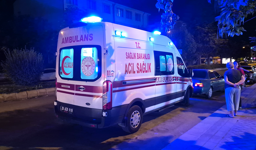 Eskişehir’de Motosiklet ile Otomobil Çarpıştı! 1 Yaralı