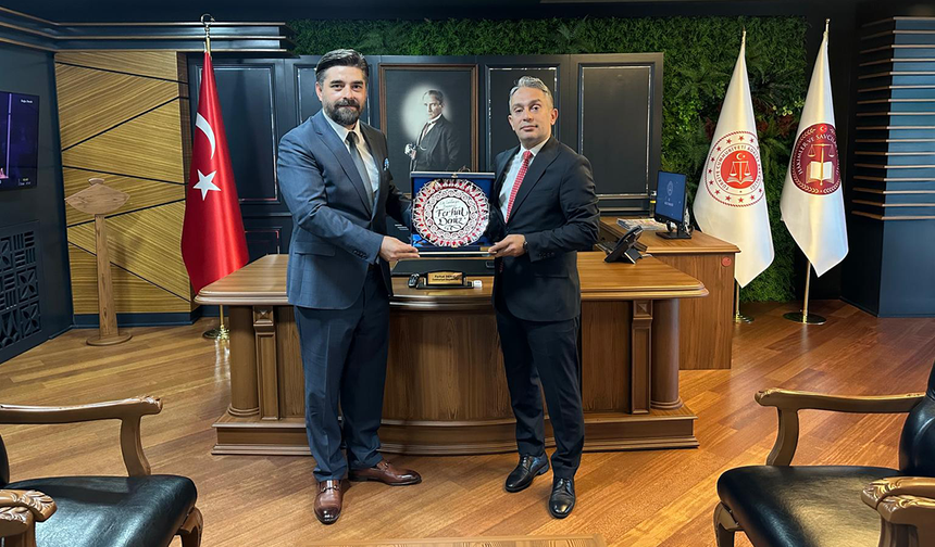 Eskisehirhaber.com İmtiyaz Sahibi İbrahim Gültekin’den Başsavcı Ferhat Deniz’e Hayırlı Olsun Ziyareti