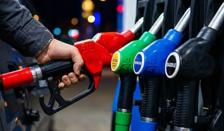 Eskişehir'de Benzine Gece Yarısı Şok Zam! Fiyatı 80 Lirayı Aştı!