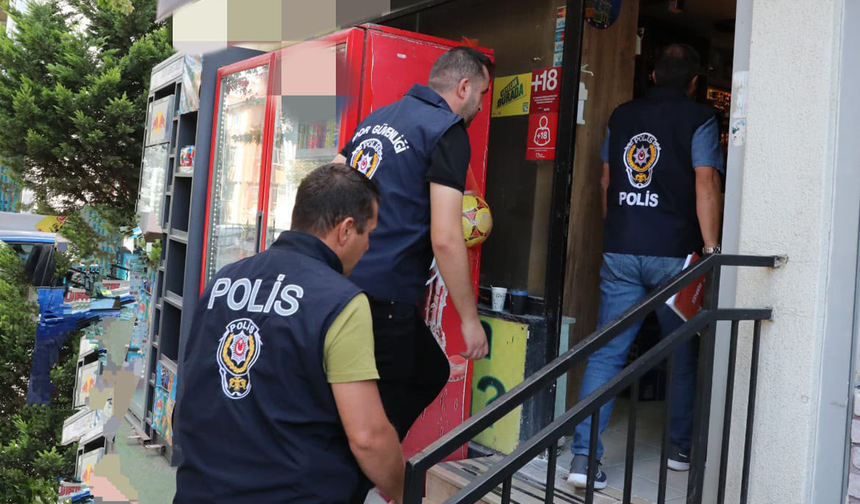 Eskişehir’de Polis Ekiplerinden Çok Sayıda Mekana Baskın!