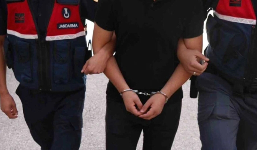 Eskişehir’de Evini Adeta Kenevir Bahçesine Çeviren Şahıs Yakalandı!