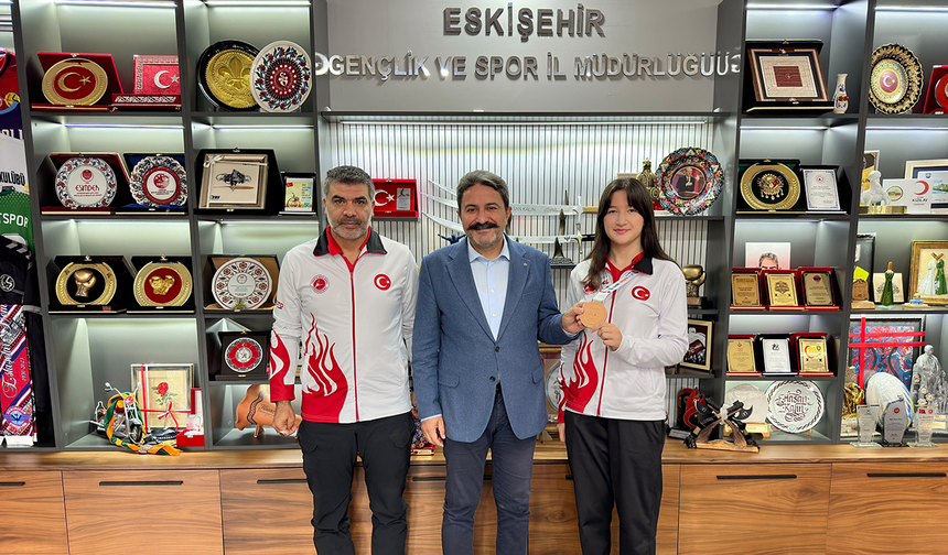 Eskişehir’in Genç Sporcusundan İtalya’da Dünya Üçüncülüğü!