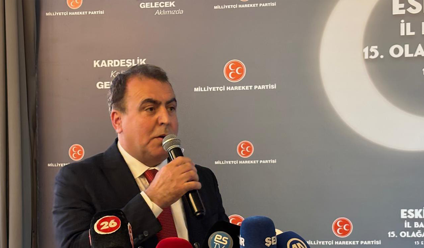 MHP Eskişehir İl Kongresi’nde Ayhan Sezer Güven Tazeledi!
