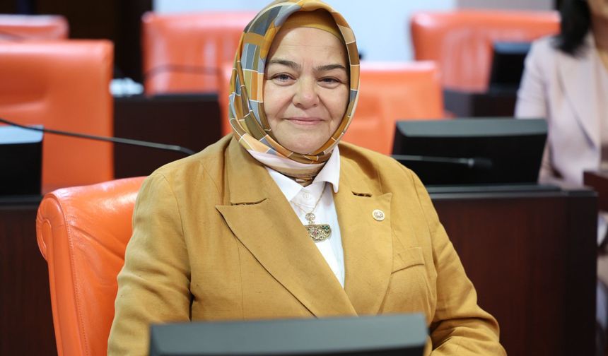 Ak Parti Milletvekili Ayşen Gürcan'dan 29 Ekim'e Anlamlı Mesaj!