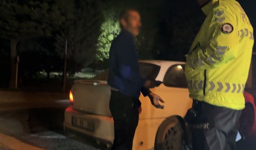 Eskişehir'de Polise Bu Şoför Salak Ben Size Yakalanmam Dedi!
