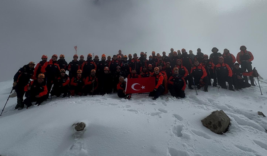 Eskişehir AFAD Ekipleri Zorlu Arazide Sınırları Zorladı!