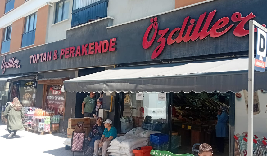 Eskişehir Özdiller’de 3 Gün Sürecek Dev Hafta Sonu İndirimleri Başladı!
