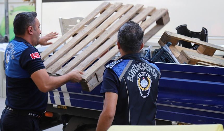 Eskişehir’de Kaldırımı İşgal Edenlere Zabıta Geçit Vermedi!