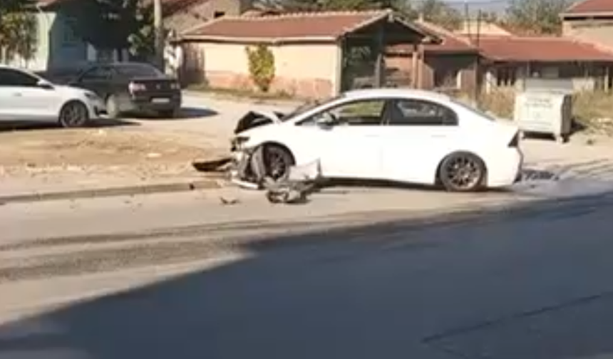 Eskişehir'de Korkutan Kaza! Otomobil Hurdaya Döndü!