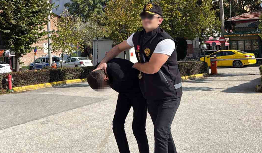 Eskişehir’de Öğrenciye Zorla Tesbih Satan Şahsın Cezası Belli Oldu!