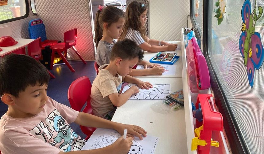 Eskişehir’de Oyun Otobüsü Çocuklar İçin Yola Çıkıyor!