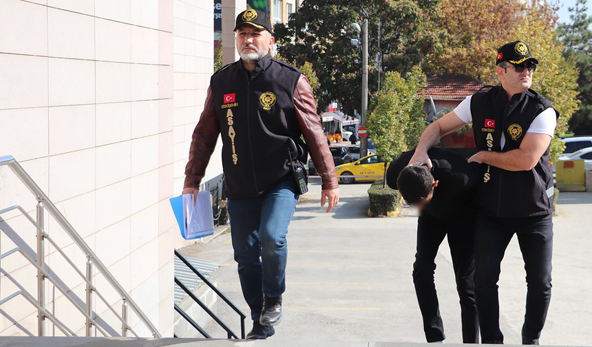 Eskişehir'de Zorla Tespih Satan Şüpheli Ankara'dan Getirildi