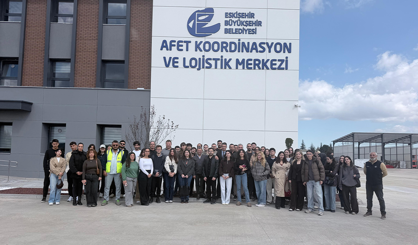 Eskişehir'deki Afet Merkezi'ne Öğrencilerden Teknik Gezi!