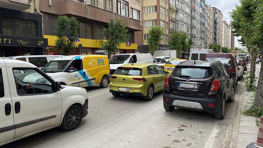 eskişehir trafik araba cadde
