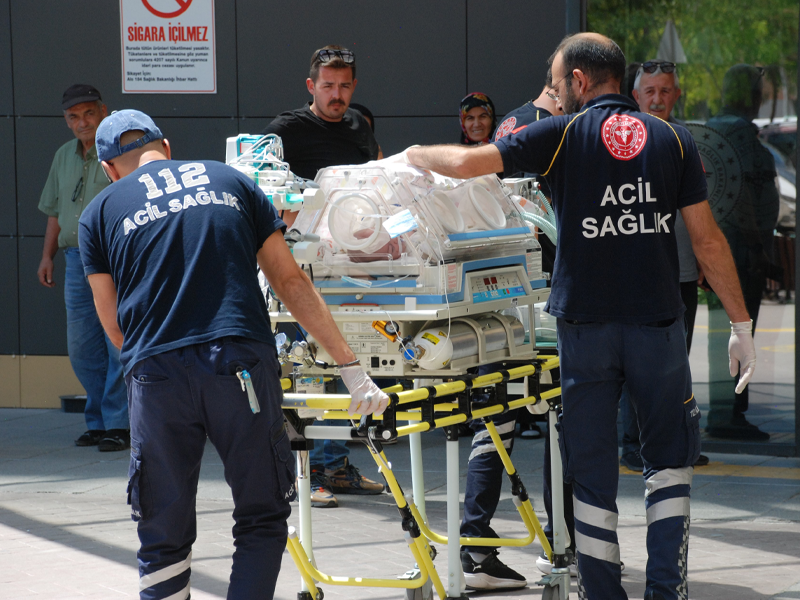 Uyar Bebek Helikopterle Eskişehir Şehir Hastanesi'ne Sevk Edildi!