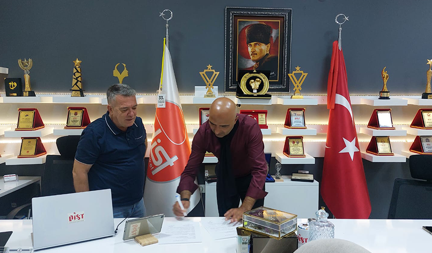 Eski̇şehi̇r Demi̇rspor’a Dist Organi̇zasyon Forma Sponsoru Oldu