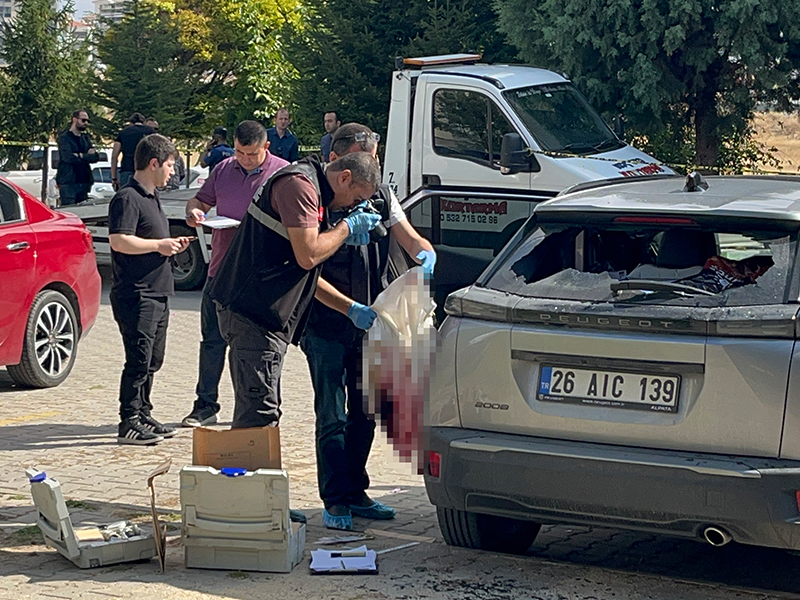 Genç Kadın Evlilik Yıl Dönümünde Aracında Ölü Bulundu