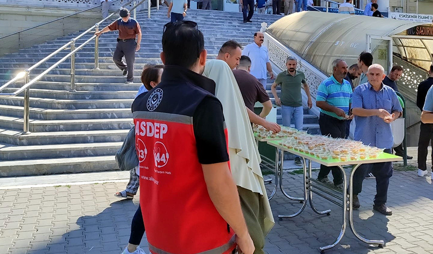 Sokakta Çalışan Ve Çalıştırılan Çocuklarla Ilgili Vatandaşlara Rehberlik Edildi