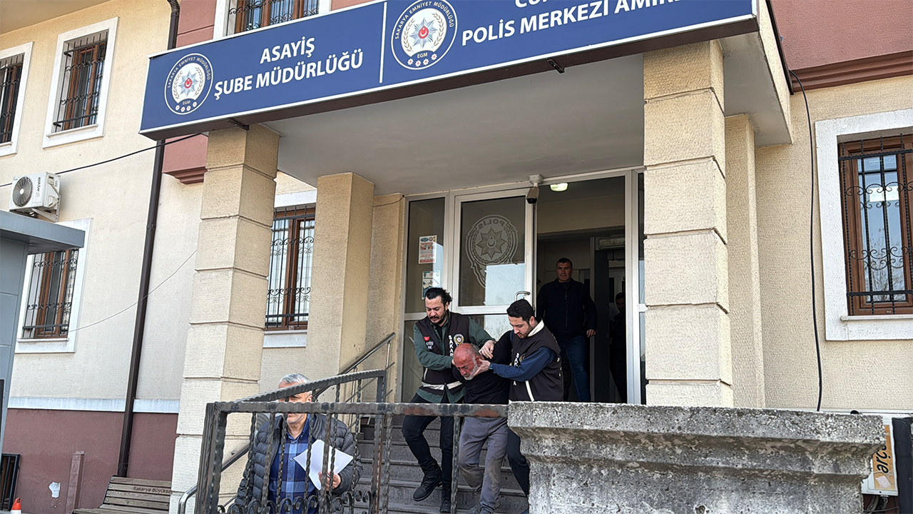 Sakarya'da Kanlı Hesaplaşma! 16 Yaşındaki Çocuk Komşusunu Katletti