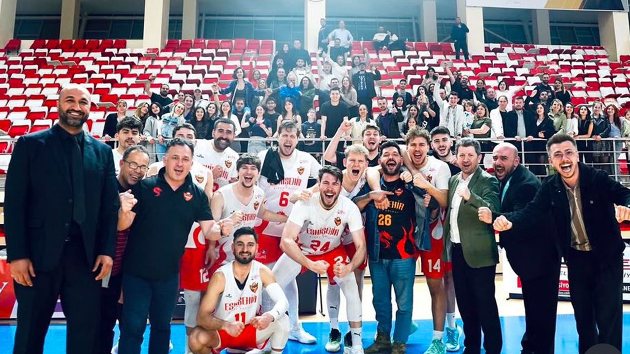 Eskişehir Birey Koleji Basketbol Takımı Esti Geçti!