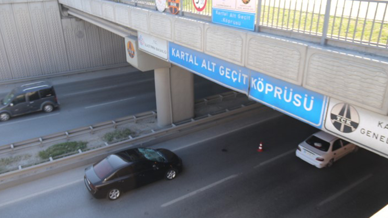 Eskişehir’de Polis Kimlik Sorunca Alt Geçit Köprüsünden Yola Atladı