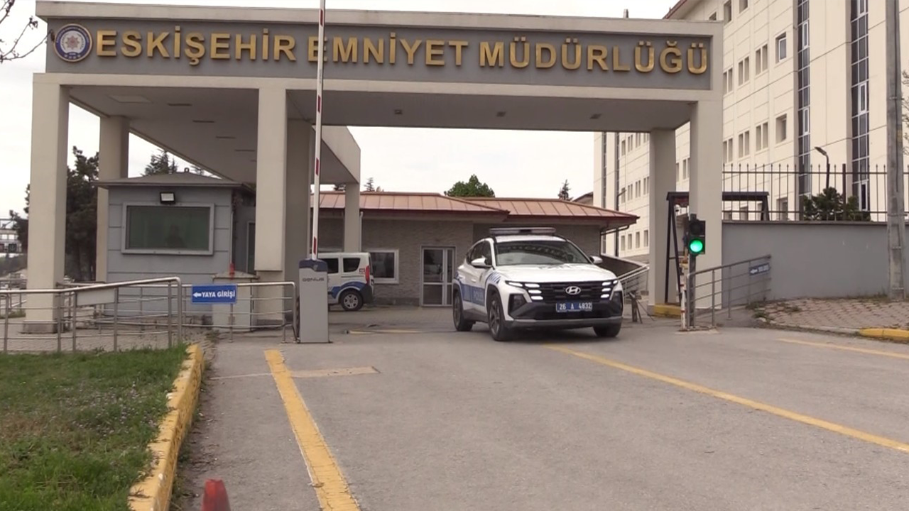 Eskişehir’de Yolculuk Sırasındaki Hareketi Minibüs Şoförüne Pahalıya Patladı