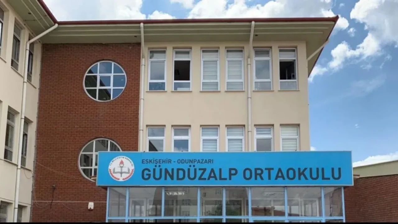 Eskişehir Gündüzalp Ortaokulu