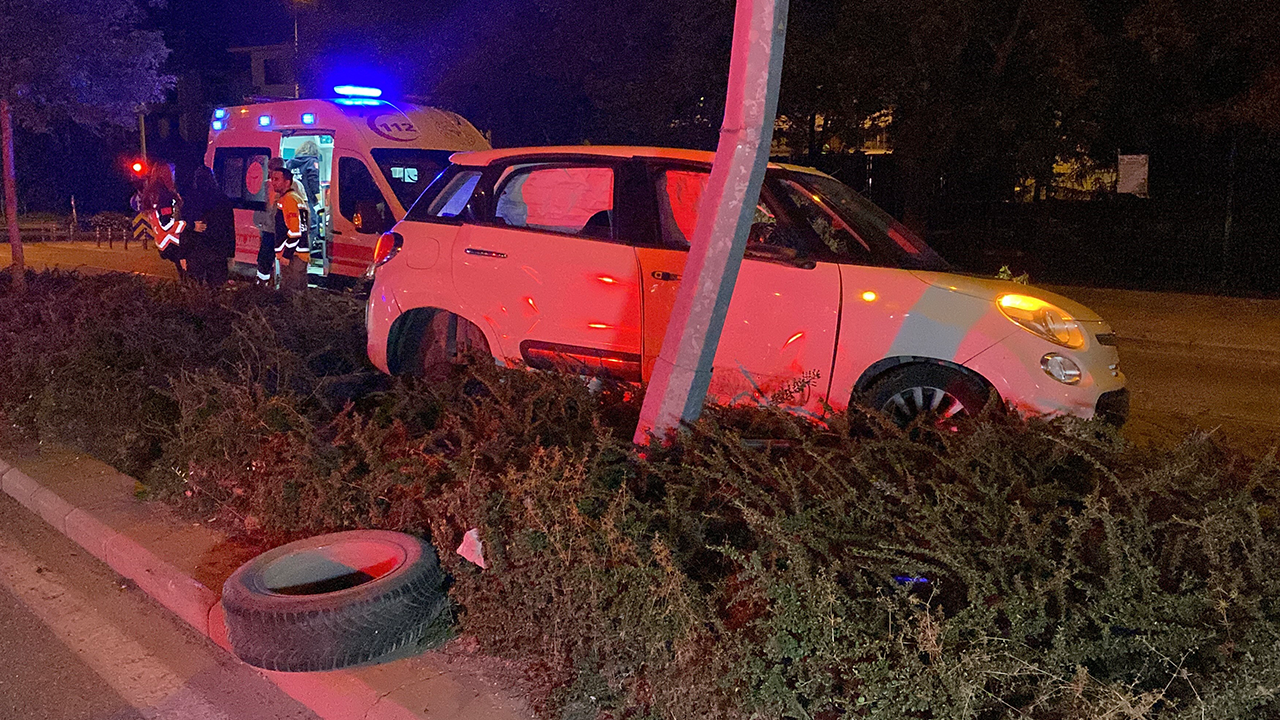 Eskişehir’de Korkutan Kaza! Sürücü Yaralıları Bırakıp Kaçtı