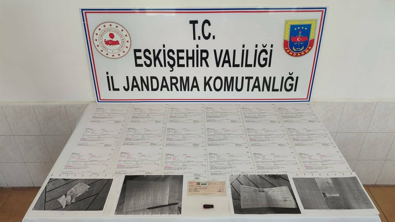 Eskişehir’de Tefeci Baskını Milyonlarca Liralık Belgeler Ele Geçirildi