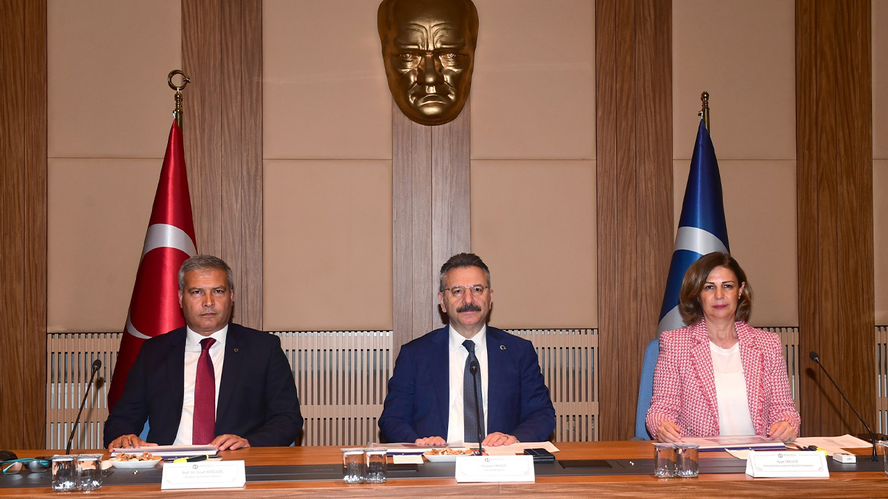 Anadolu Üniversitesi Dış Danışma Toplantısı
