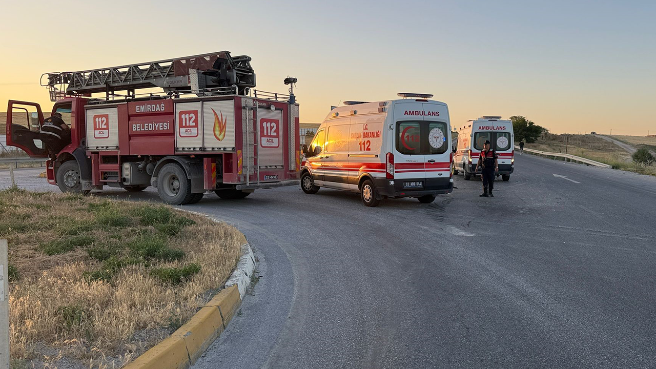 Itfaiye Ve Sağlık Ekipleri