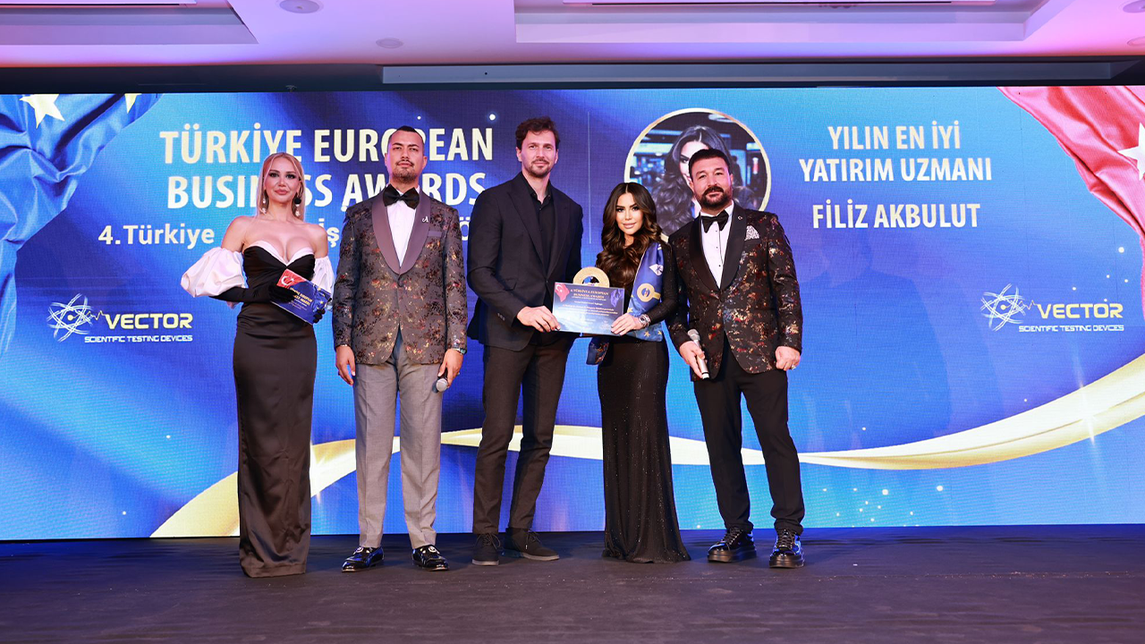 Yılın En Iyi Yatırım Uzmanı Filiz Akbulut