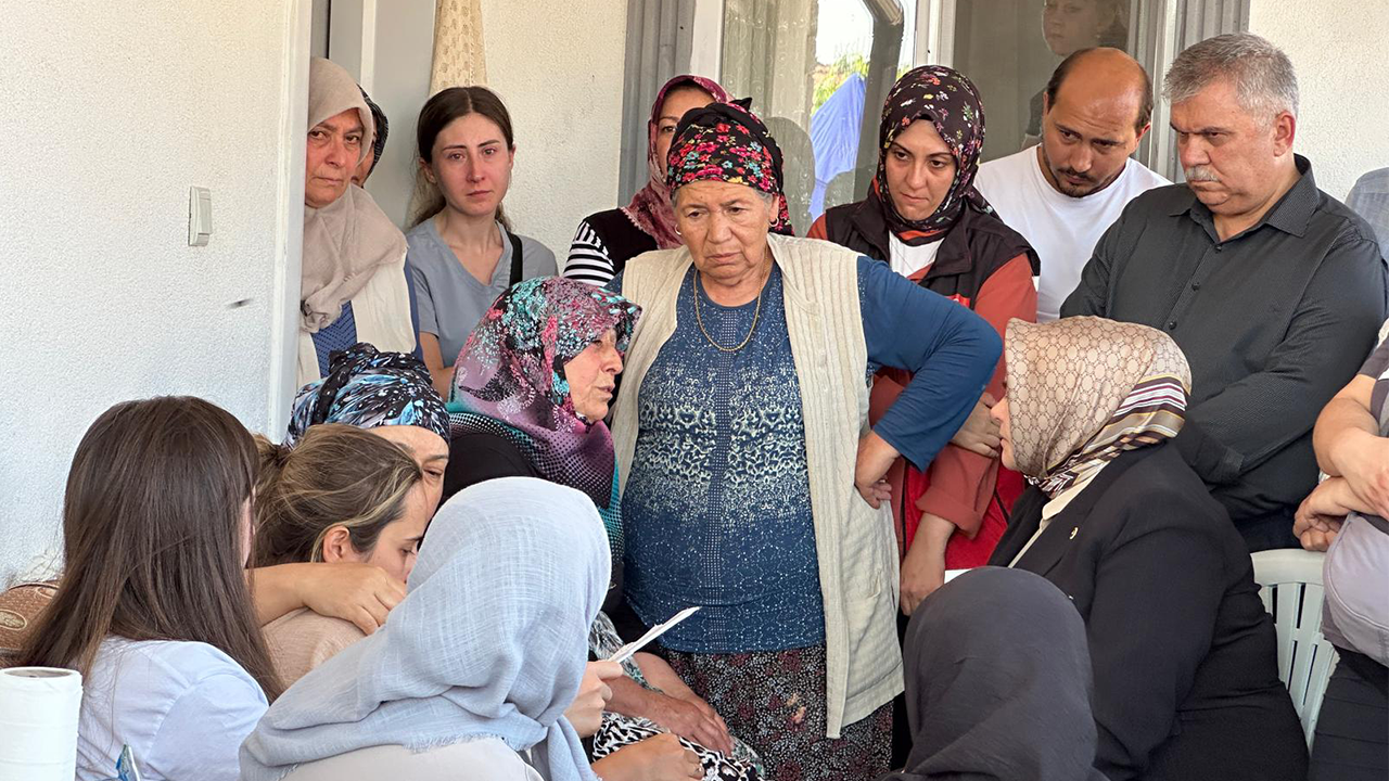 Ayşen Gürcan Taziye Evinde