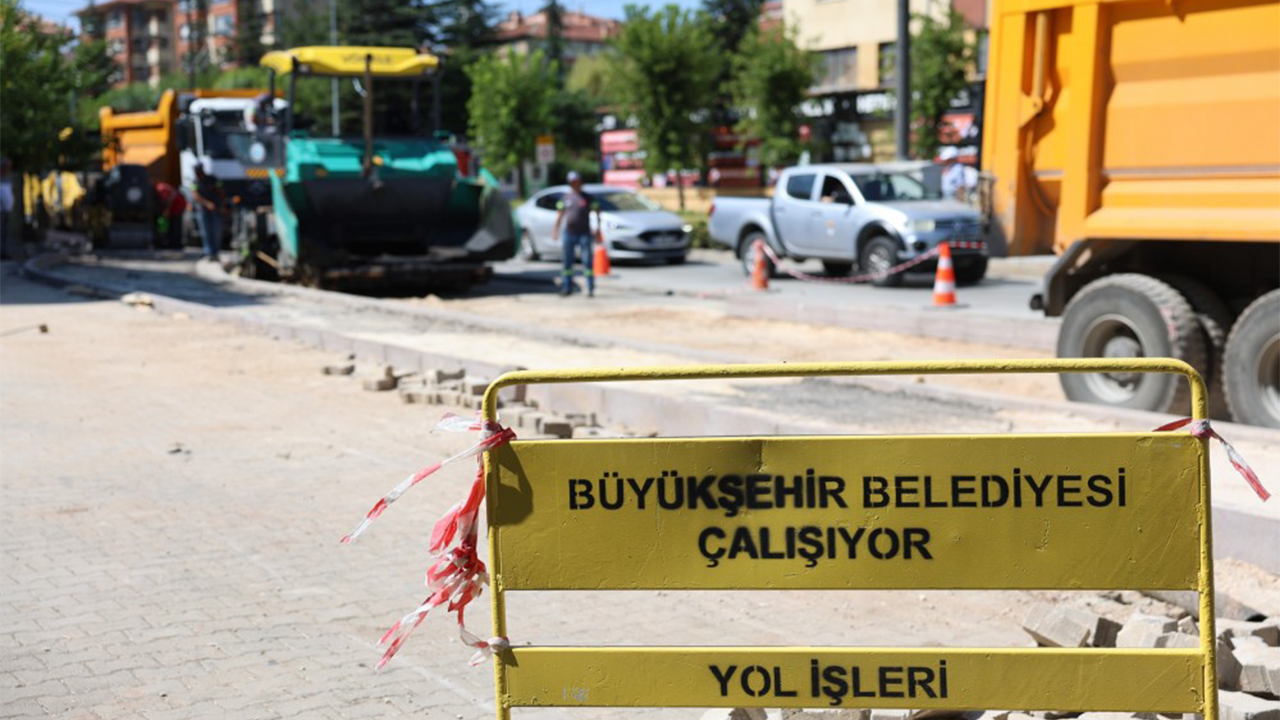 Eskişehir Büyükşehir Belediyesi Yol Çalışması