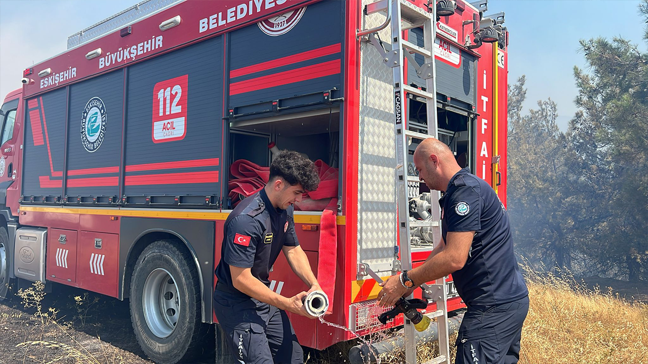 Eskişehir Itfaiyesinden Bursa Yangınına Destek