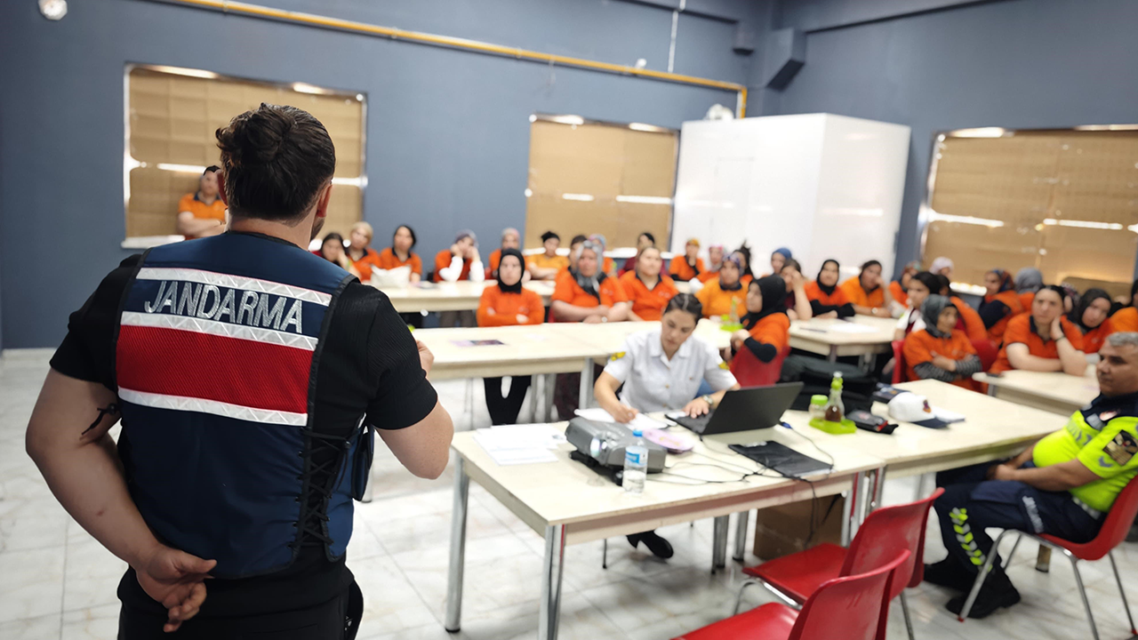 Eskişehirde Jandarma Ekiplerinden Seminer