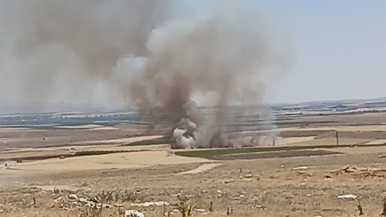 Eskişehirde Tarlada Yangın