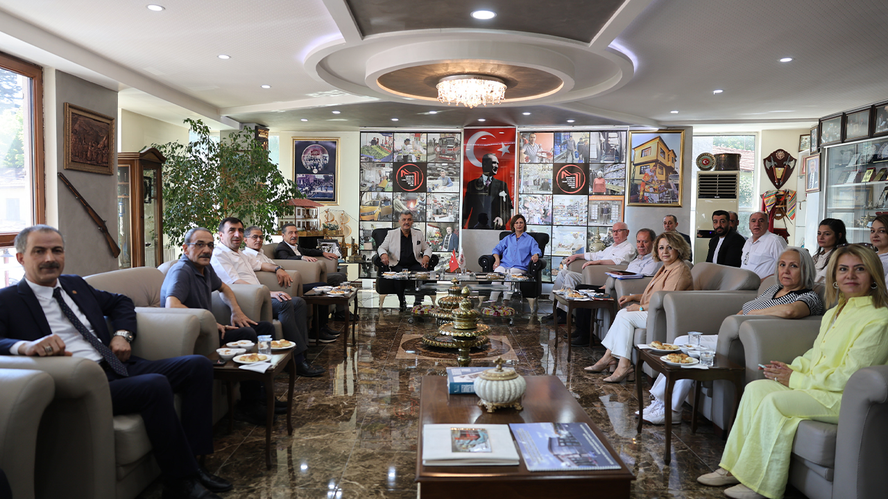 Eskişehirde Üç Belediye Başkanı Esnafla Buluştu