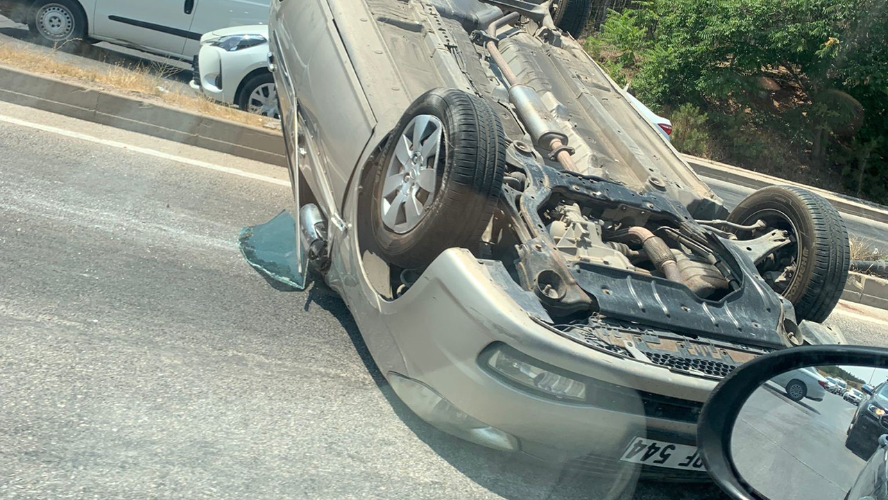 Kazada Takla Atan Araç