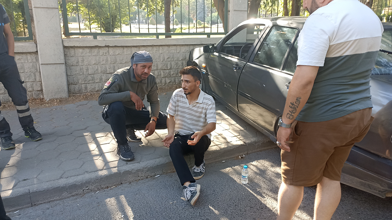Kazada Yaralanan Sürücü