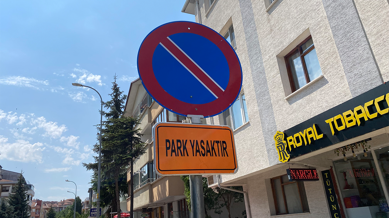 Park Yasaktır Tabelası