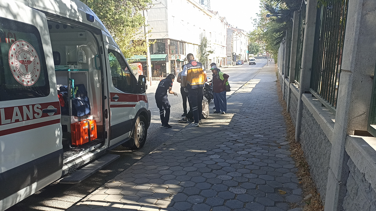Sağlık Ekiplerinden Ilk Müdahale