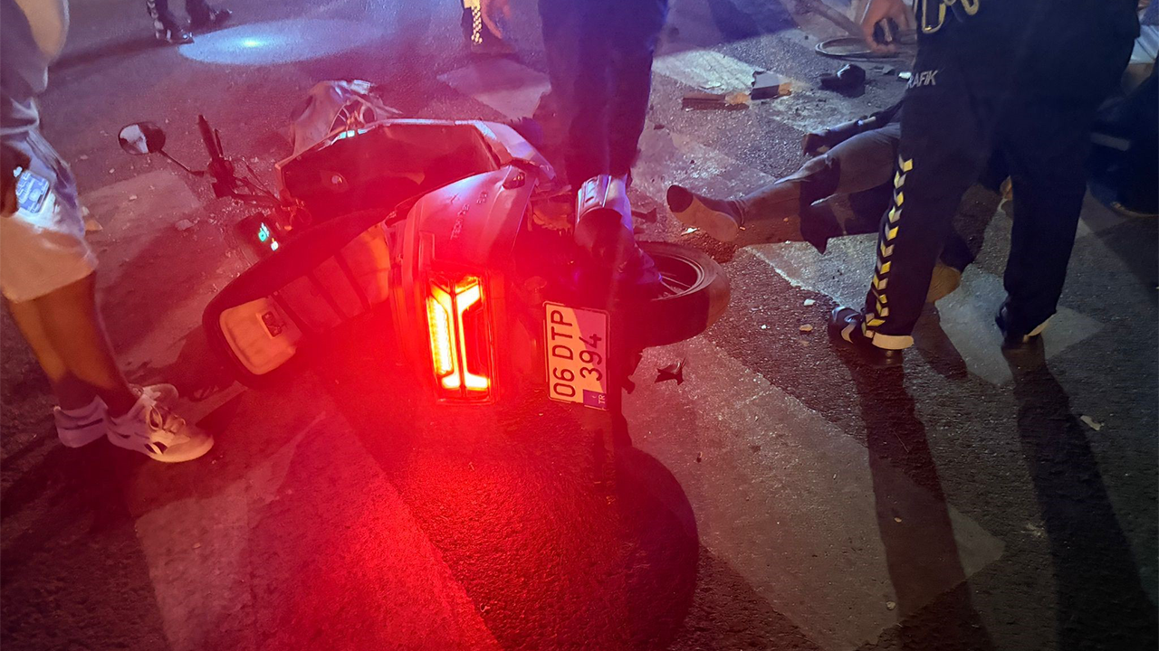 Ters Yöne Giren Araç Motosiklete Çarptı