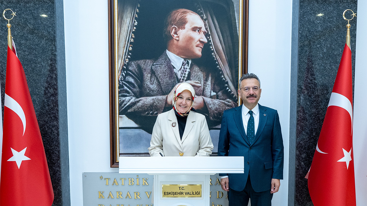 Bakan Yardımcısı Yenigün Ve Vali Aksoy