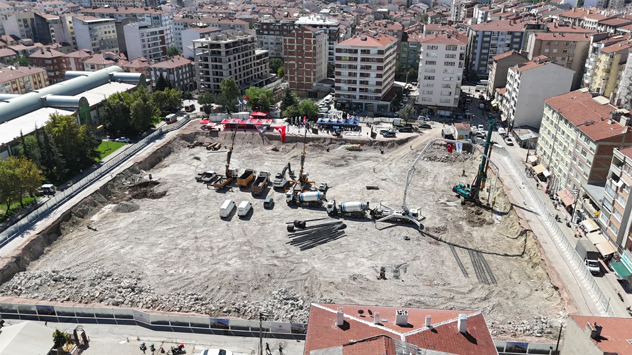 Eskişehir Kurtuluş Kapalı Pazar Yeri